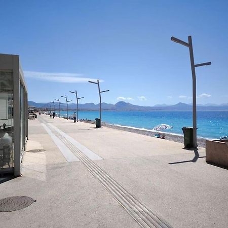 Apartment 50 Meters From The Beach Loutráki Zewnętrze zdjęcie