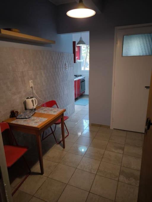 Apartment 50 Meters From The Beach Loutráki Zewnętrze zdjęcie